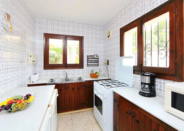 Holiday home Holiday Home Marianne By Interhome *